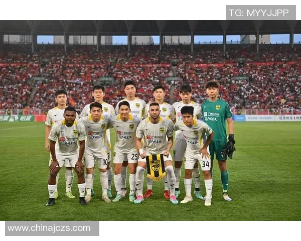 广州足球队个人能力深度剖析与发展潜力探讨 广州足球队个人能力深度剖析与发展潜力探讨